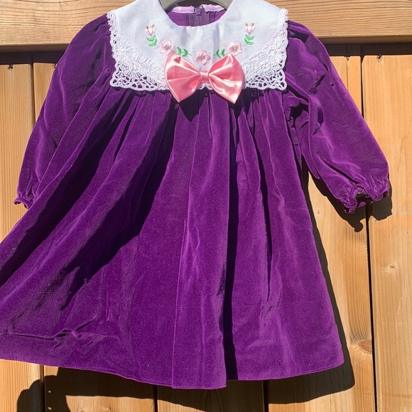 Baby Velvet Dress - Picture 5 of 8